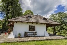 The folk architecture heritage park on Jdrzejkwka in Laskowa